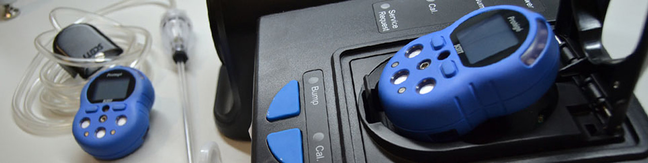 PANATEC cuenta en su laboratorio de los medios necesarios para llevar a cabo estas comprobaciones, dando soporte a toda la línea de equipos de detección y medida de gases. Servicio técnico de calibración de detectores de gases.